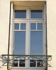 Fenêtres isolantes chêne 6 carreaux.